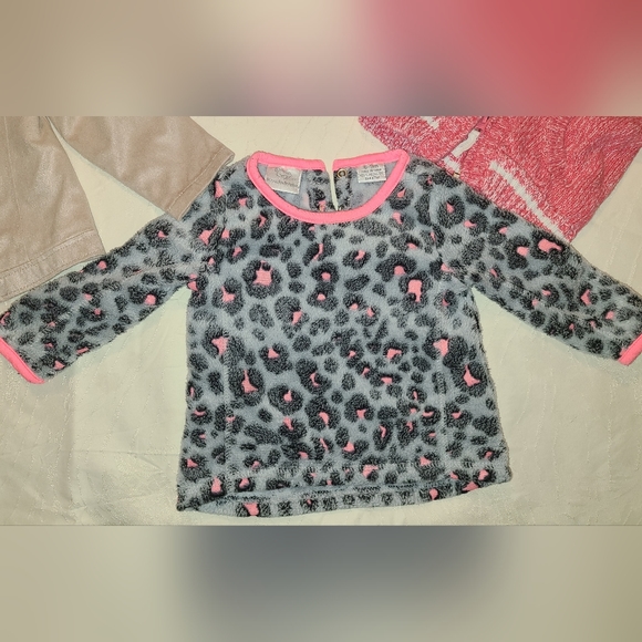 Light Baby jackets and sweaters (6-9months). - Picture 8 of 12